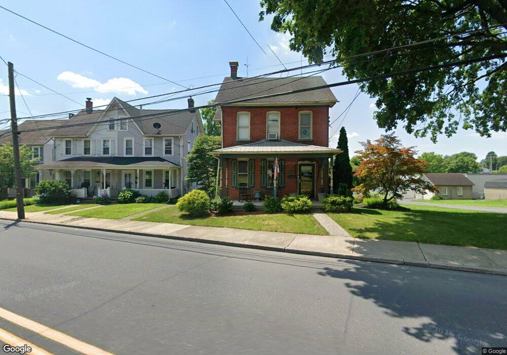 332 E Walnut St, Nazareth, PA 18064 - photo 1