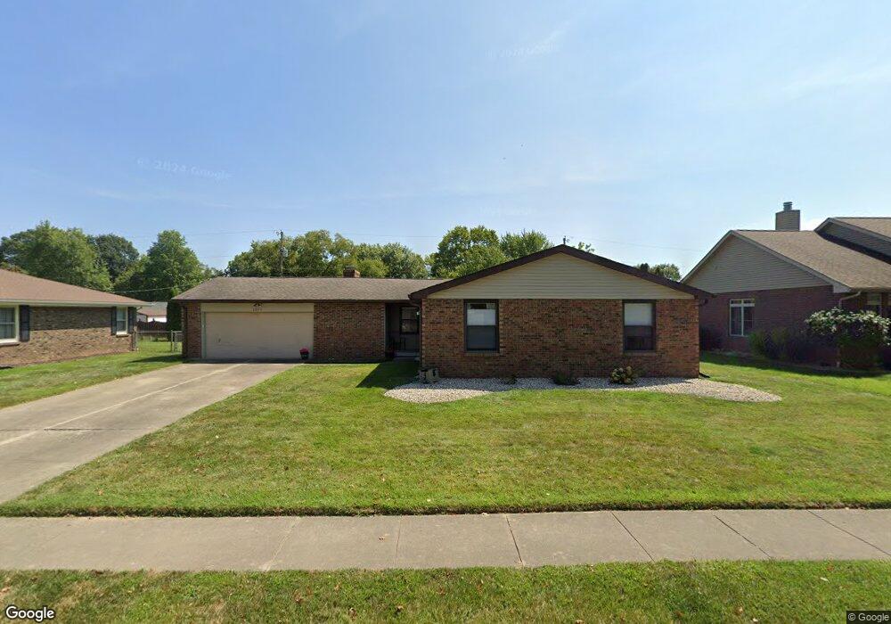 3265 Woodcrest Ct, Columbus, IN 47203 - photo 1