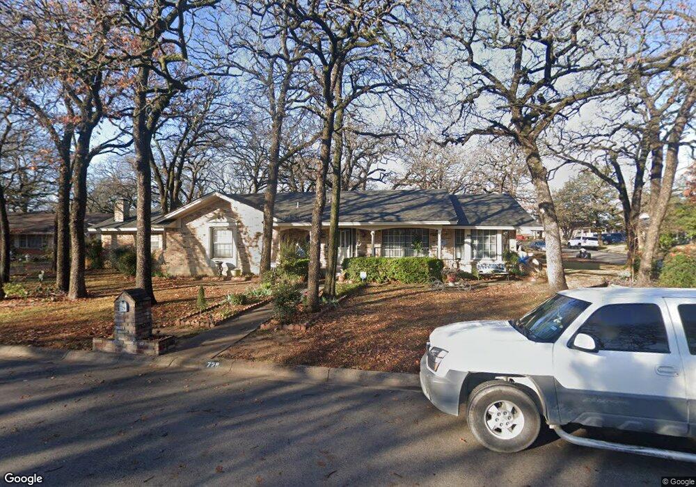 729 Pleasantview Ct, Hurst, TX 76054 - photo 1