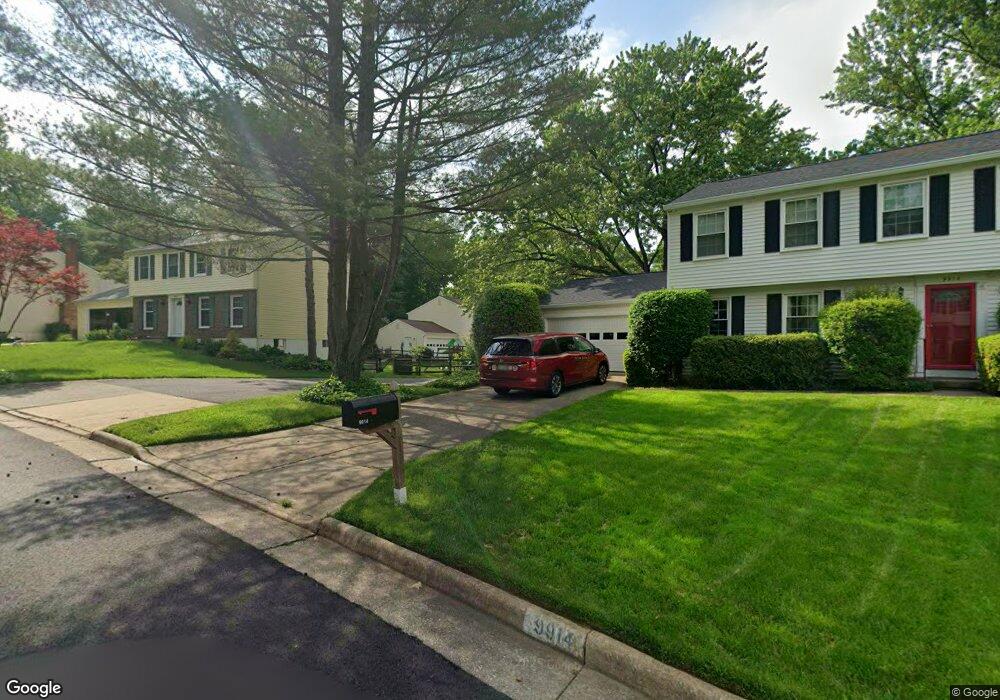 9922 Manet Rd, Burke, VA 22015 - photo 1