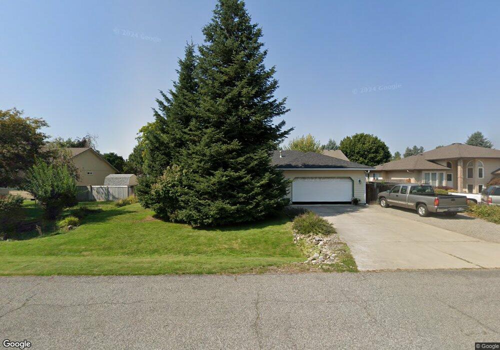 8663 N Maple St, Hayden, ID 83835 - photo 1