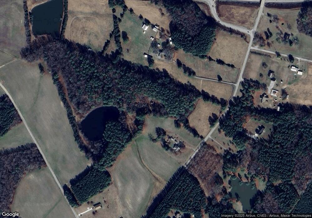 439 Gee Rd, South Hill, VA 23970 - photo 1