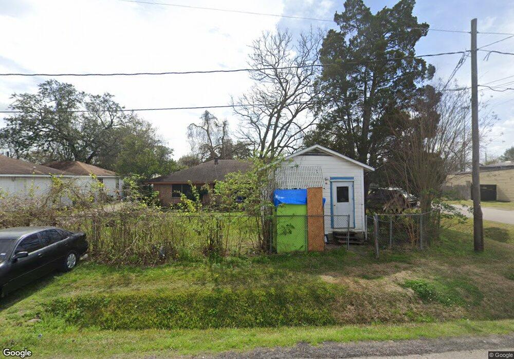 3902 Caplin St, Houston, TX 77026 - photo 1