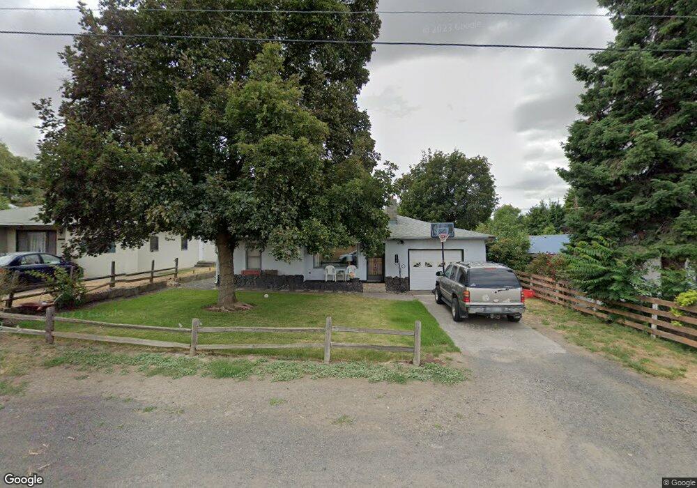 3010 SW Hailey Ave, Pendleton, OR 97801 - photo 1