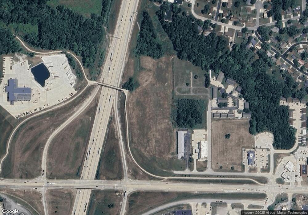 1700 W Fayette Ave, Effingham, IL 62401 - photo 1