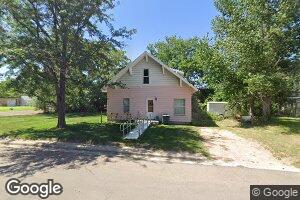 113 Grove St, Wray, CO 80758