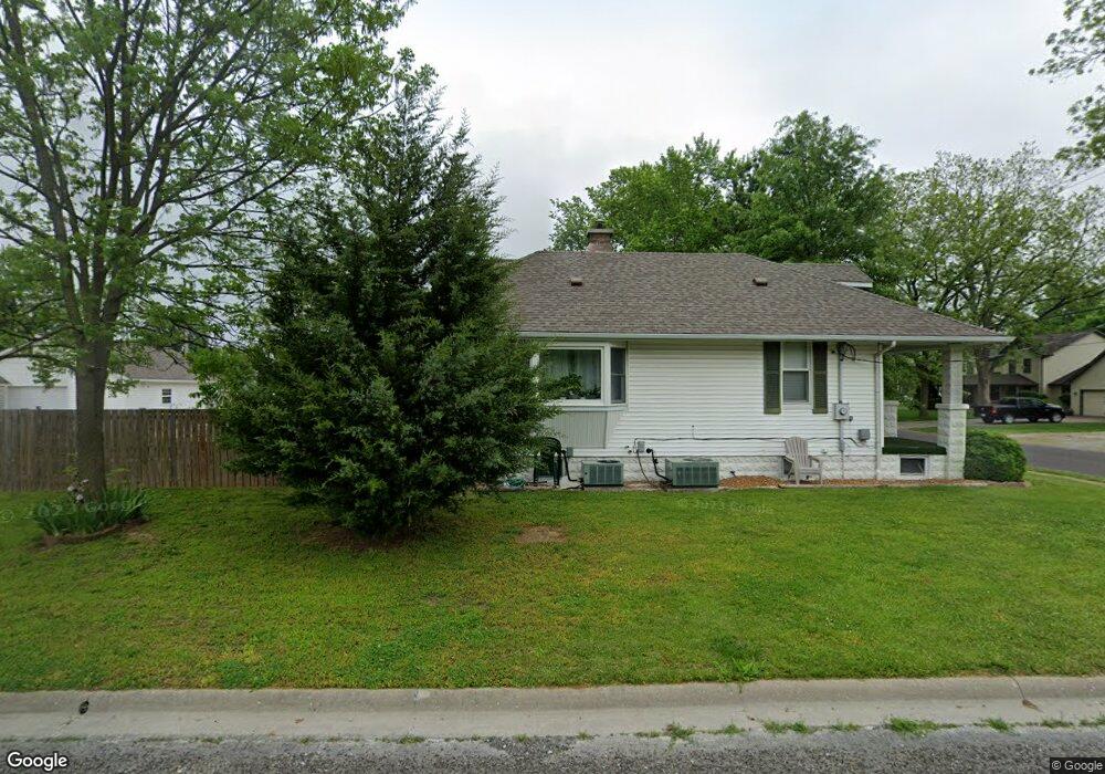 101 N West St, Freeburg, IL 62243 - photo 1