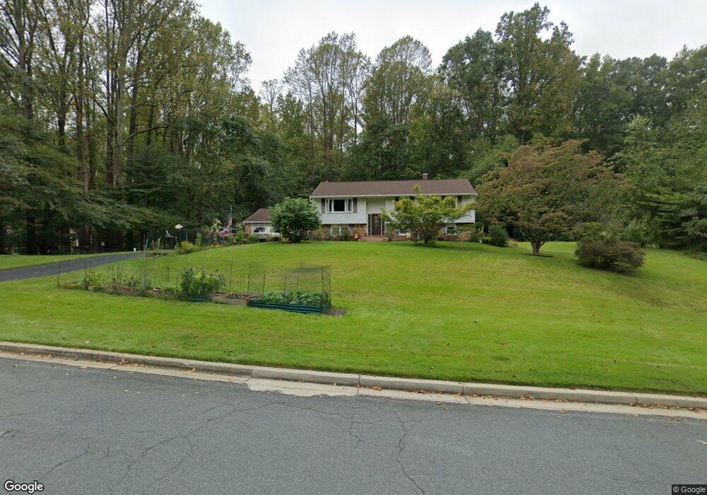 2122 Hallmark Dr, Gambrills, MD 21054 - photo 1