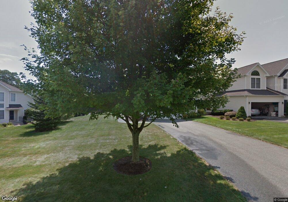 25 Fieldstone Dr, East Greenwich, RI 02818 - photo 1