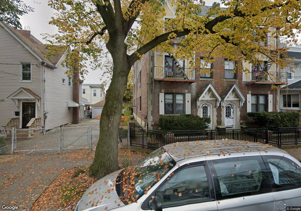 11010 91st Ave, Jamaica, NY 11418 - photo 1