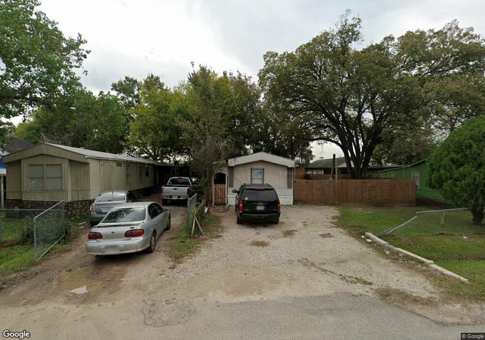 14130 Muscatine St, Houston, TX 77015 - photo 1