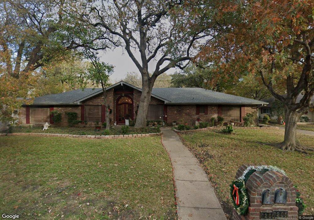 1205 Cliffwood Rd, Euless, TX 76040 - photo 1