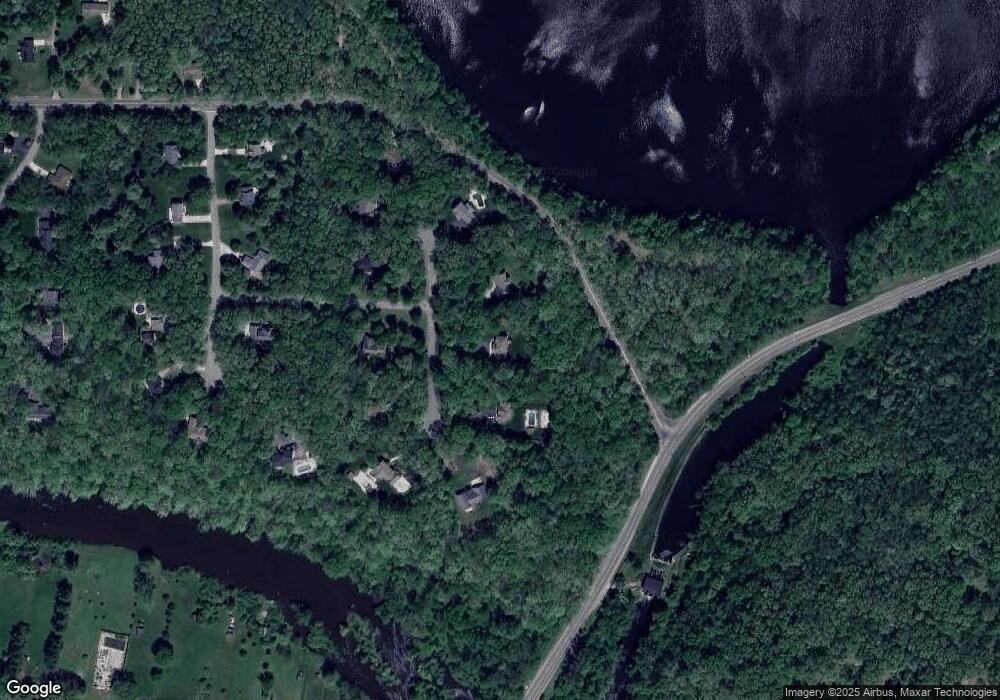 104 Chloe Ct, Lowell, MI 49331 - photo 1