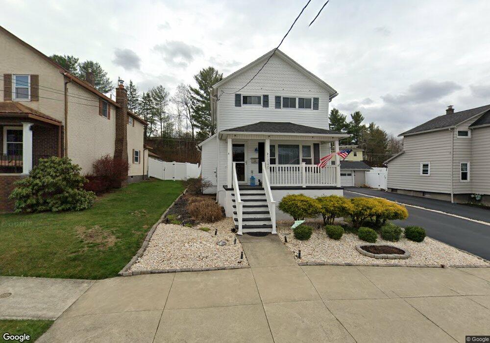 1040 Beech St, Archbald, PA 18403 - photo 1