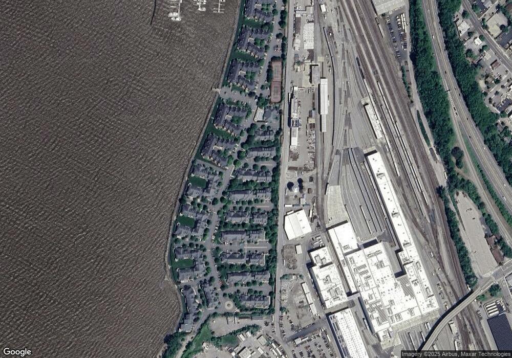 1803 Half Moon Bay Dr unit 1803, Croton On Hudson, NY 10520 - photo 1