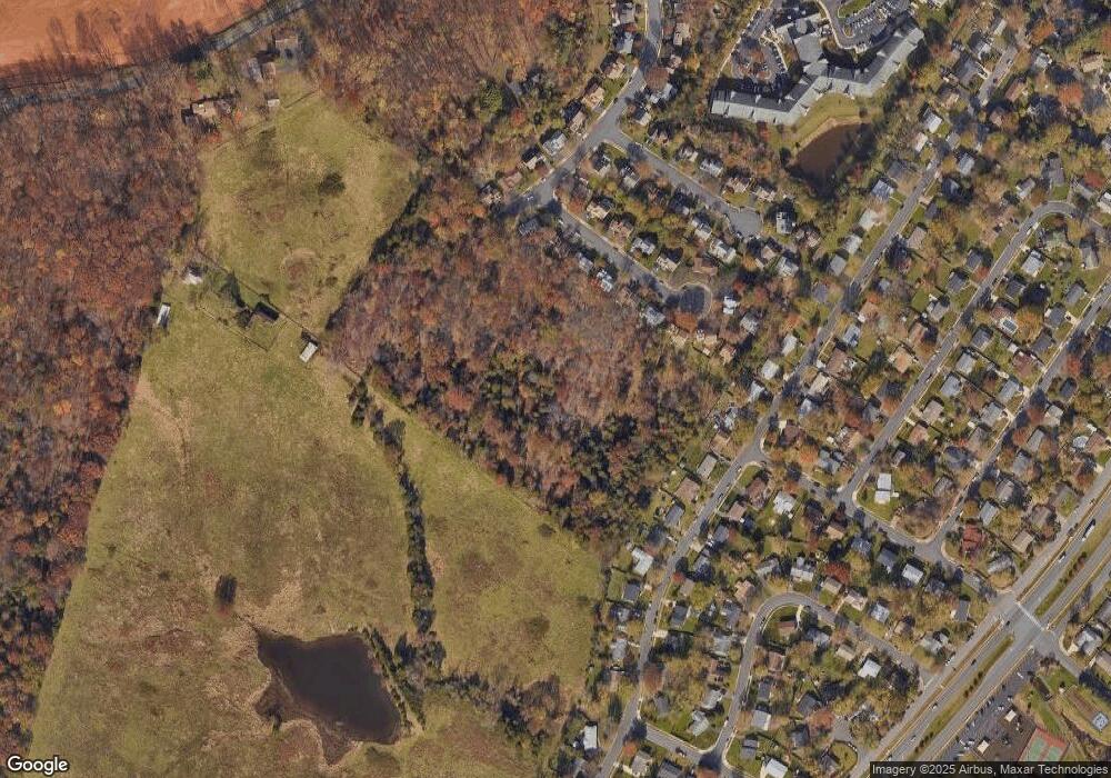 46457 Beartown Dr, Sterling, VA 20164 - photo 1