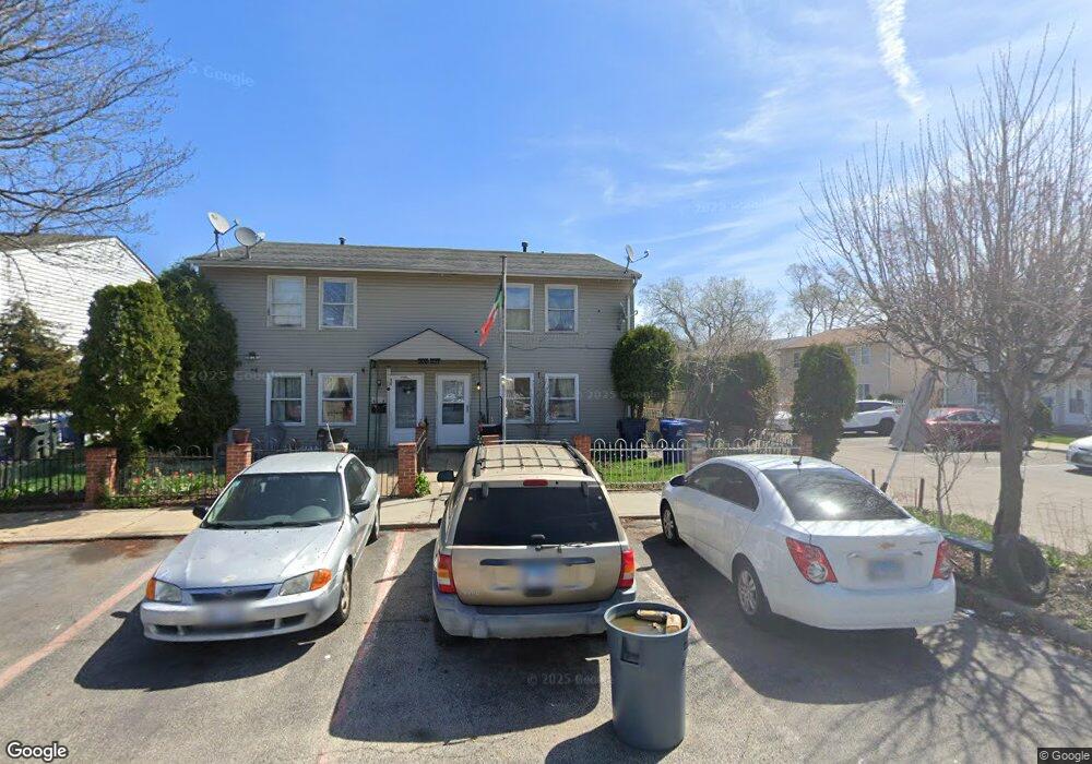 1237 Tobin Ct, Waukegan, IL 60085 - photo 1