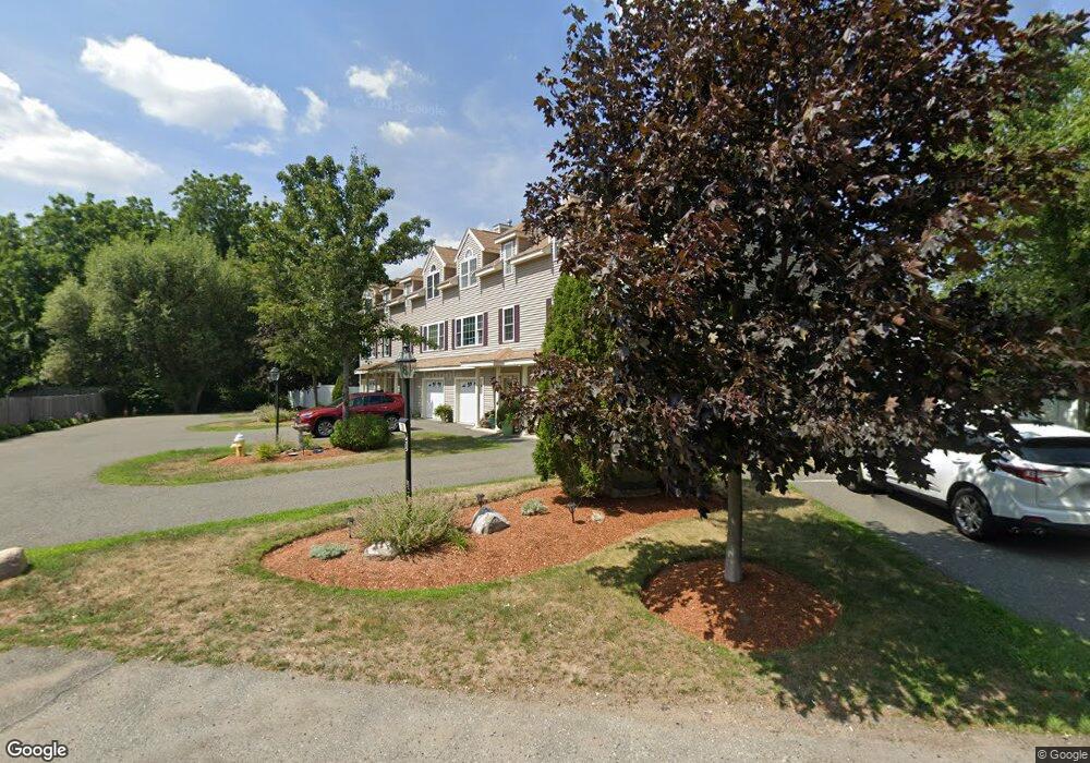 20 Riverside Ave unit 1,1, Danvers, MA 01923 - photo 1