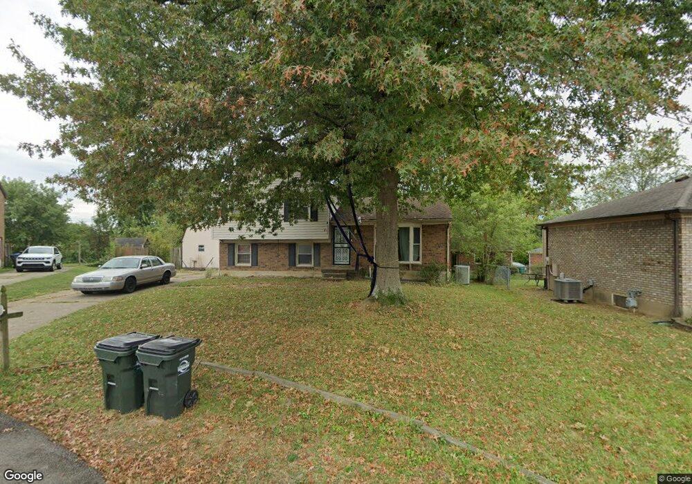 8308 Herrington Ct, Louisville, KY 40228 - photo 1