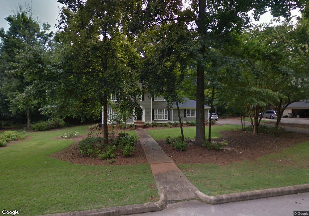 501 Ashford Cir, Lagrange, GA 30240 - photo 1