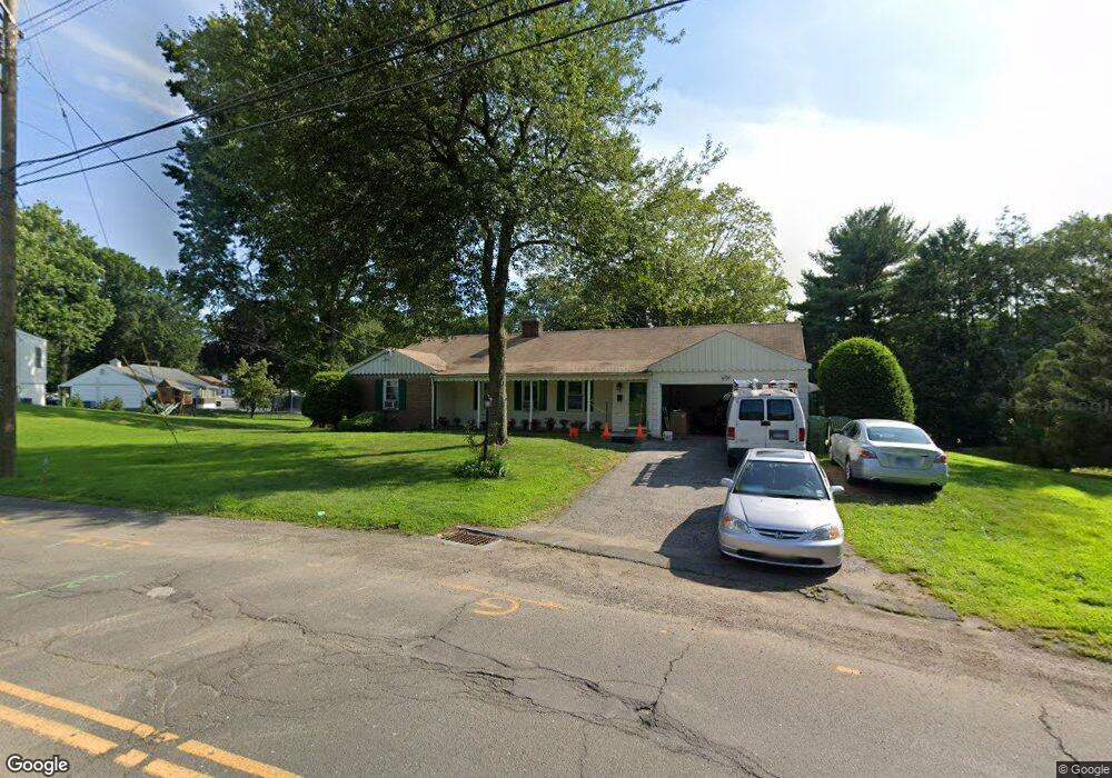 143 Chestnut Hill Rd, Trumbull, CT 06611 - photo 1