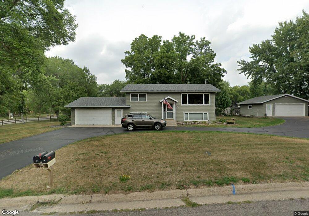 107 11th St N, Sauk Rapids, MN 56379 - photo 1