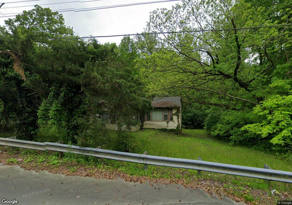 1107 Hickory Chapel Rd, High Point, NC 27260 - photo 1