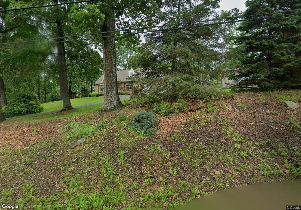 16 Spring Hill Rd, Hereford, PA 18056 - photo 1