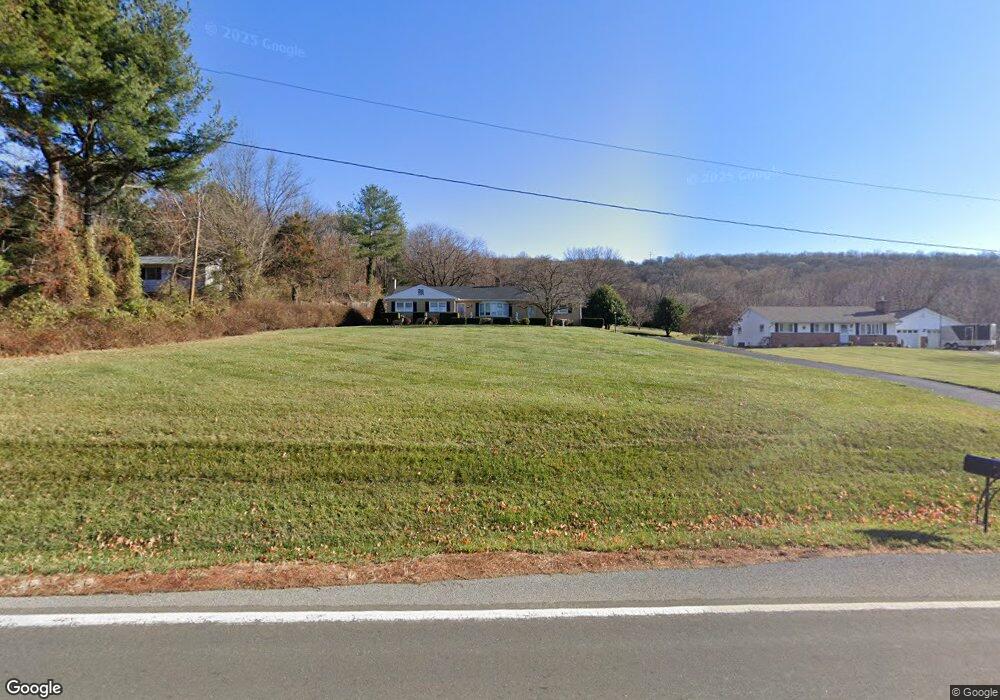 8229 Hollow Rd, Middletown, MD 21769 - photo 1