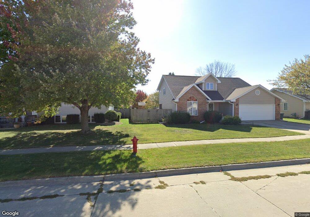 2321 N 7th Avenue Place E, Newton, IA 50208 - photo 1