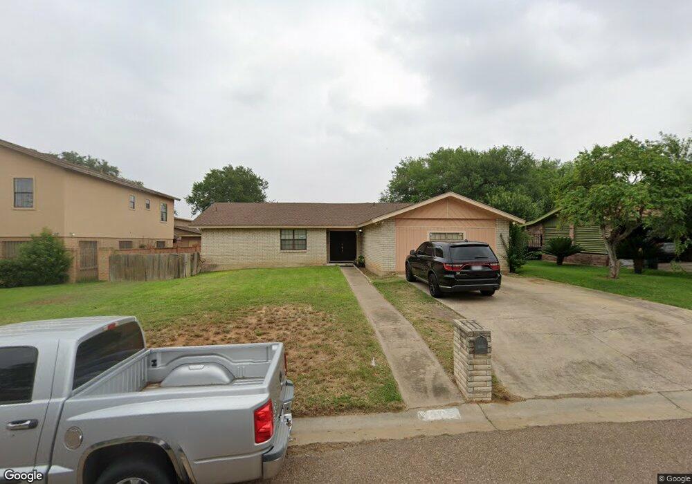 1606 Wildrose Cir, Laredo, TX 78041 - photo 1
