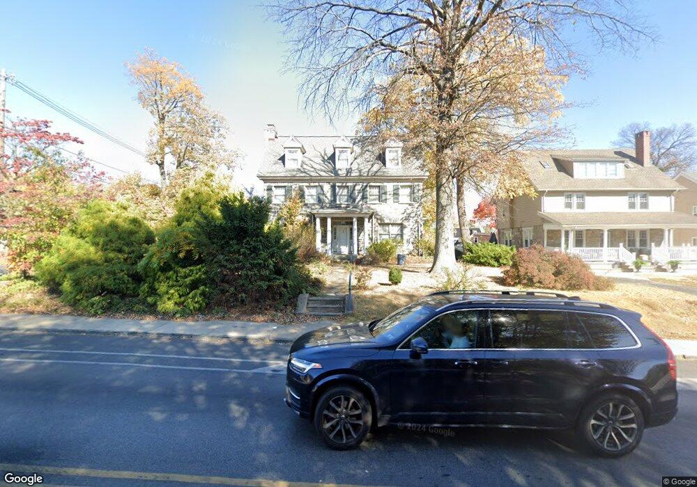 237 N Lansdowne Ave, Lansdowne, PA 19050 - photo 1