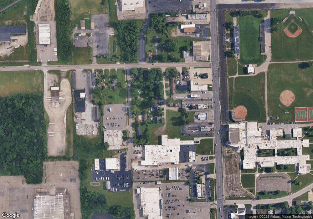 987 25th St, Port Huron, MI 48060 - photo 1