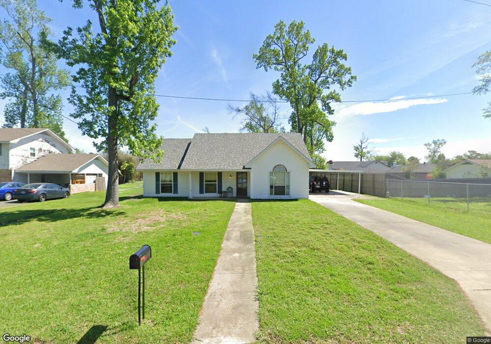 3443 Chrysler St, Lake Charles, LA 70605 - photo 1