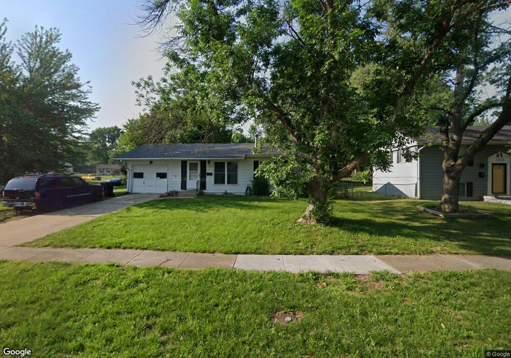 1226 SE 36th Terrace, Topeka, KS 66605 - photo 1