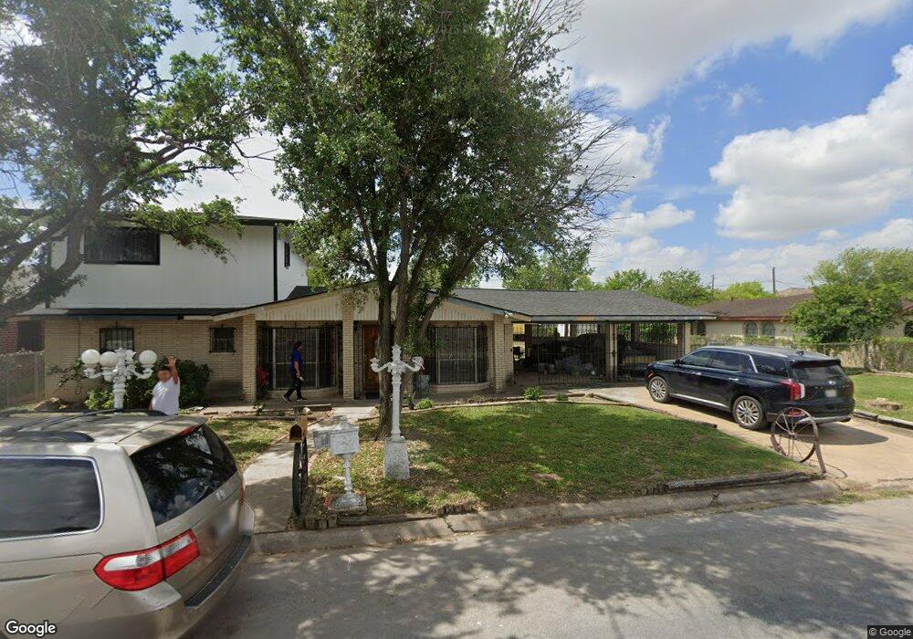 311 W Eller Ave, Pharr, TX 78577 - photo 1