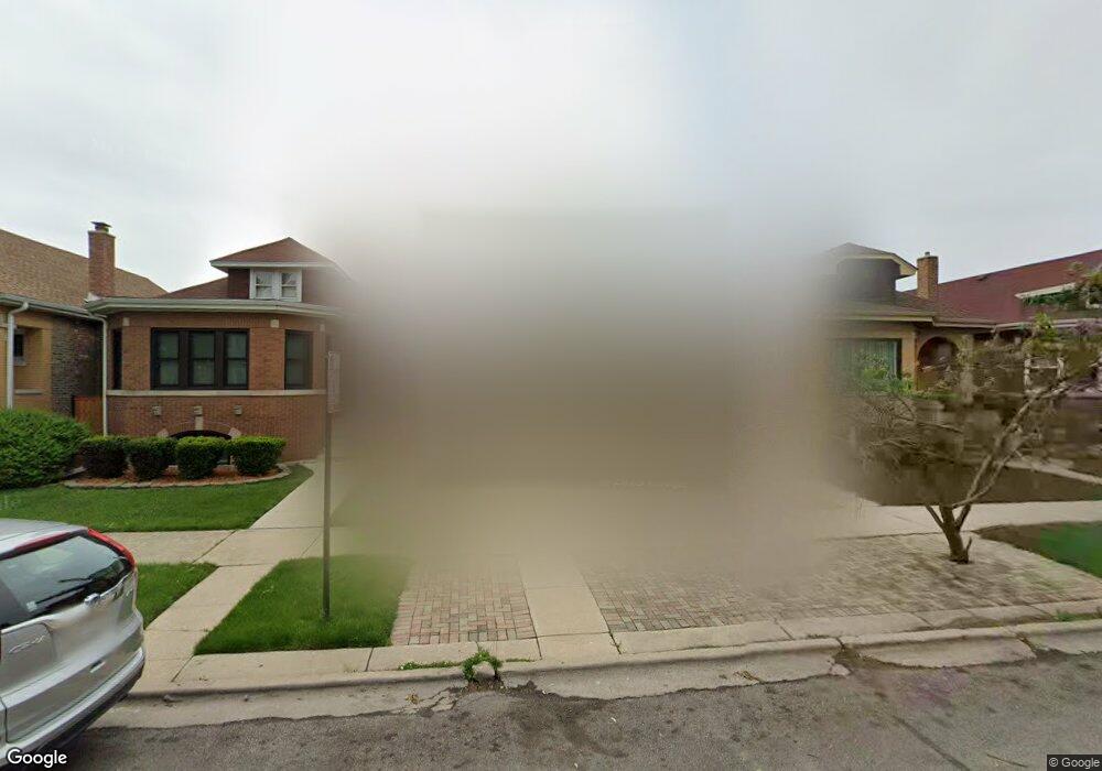 5335 W Nelson St, Chicago, IL 60641 - photo 1