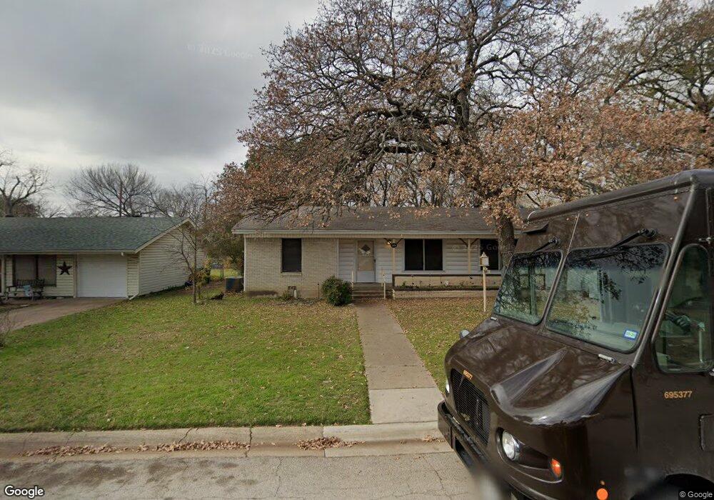 429 Anderson Dr, Hurst, TX 76053 - photo 1