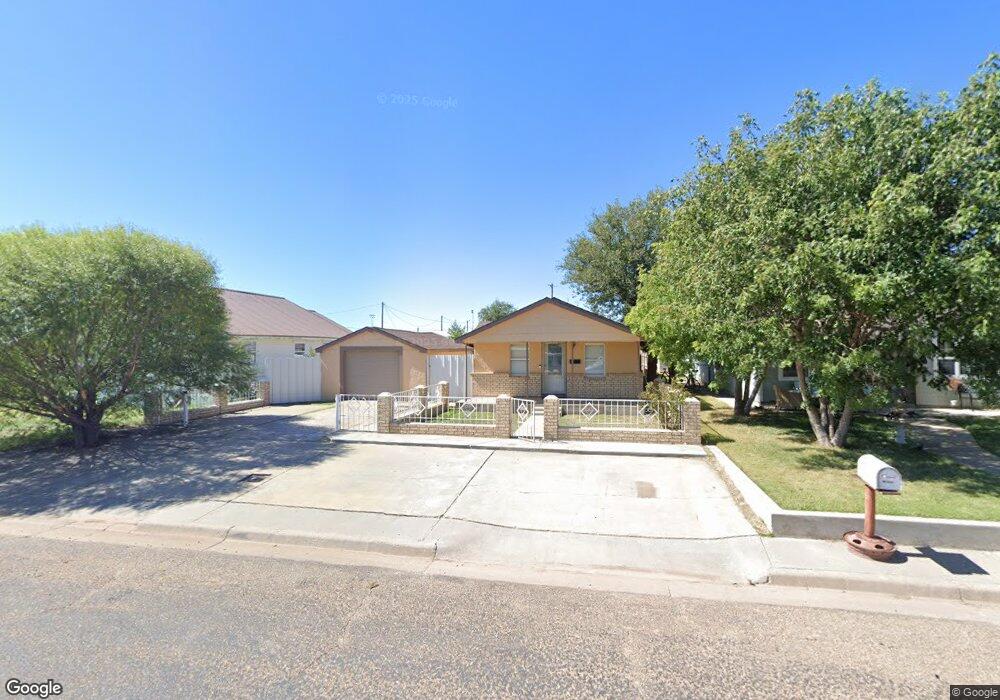 1116 S Klein Ave, Dumas, TX 79029 - photo 1