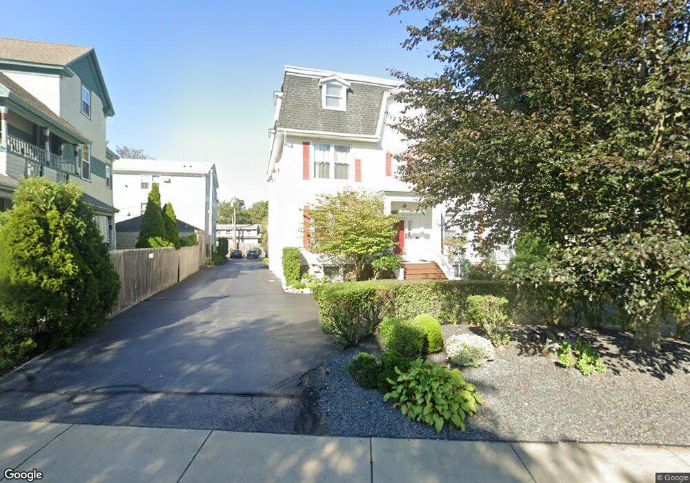 34 Rhode Island Ave, Newport, RI 02840 - photo 1