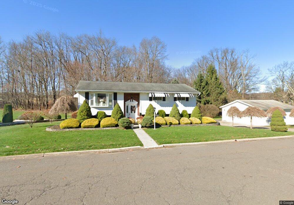 133 Meadow Crest Dr, Nanticoke, PA 18634 - photo 1