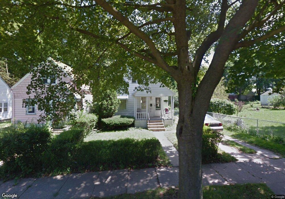 1432 Robertson Ave, Lansing, MI 48915 - photo 1