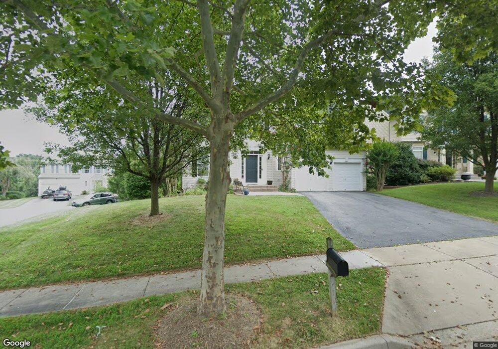 21331 Village Green Cir, Germantown, MD 20876 - photo 1