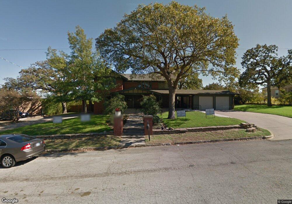 211 S Rusk St, Weatherford, TX 76086 - photo 1