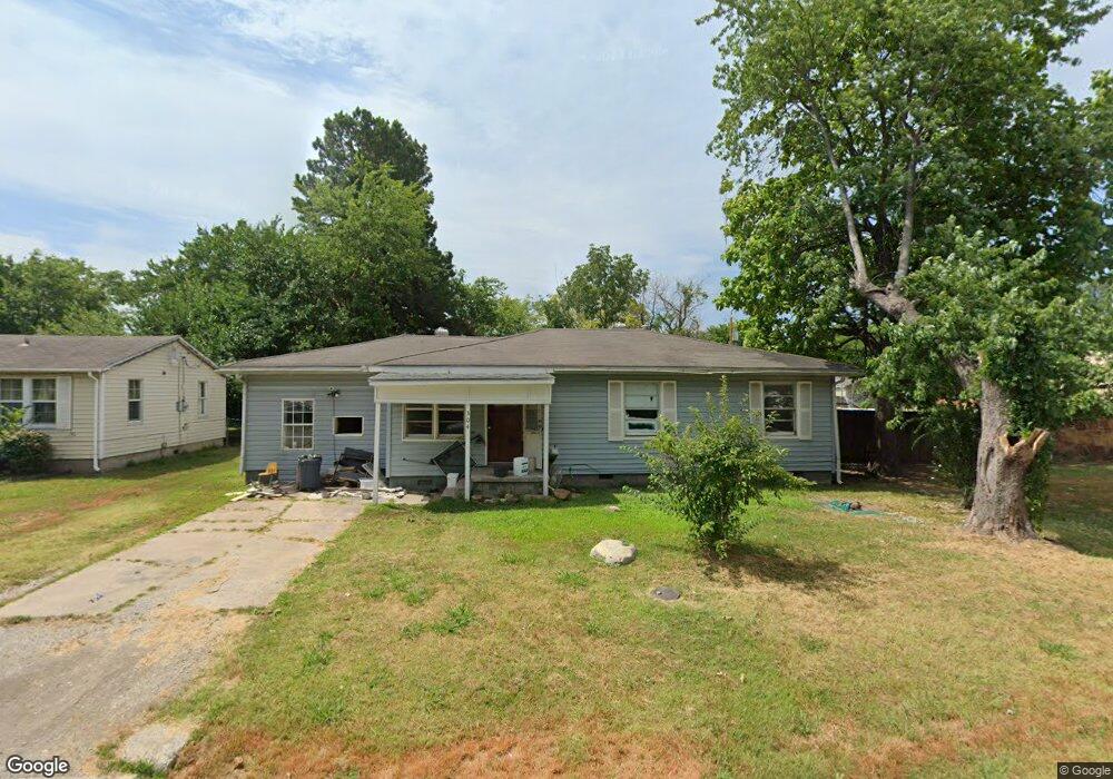 304 E Elm St, Skiatook, OK 74070 - photo 1