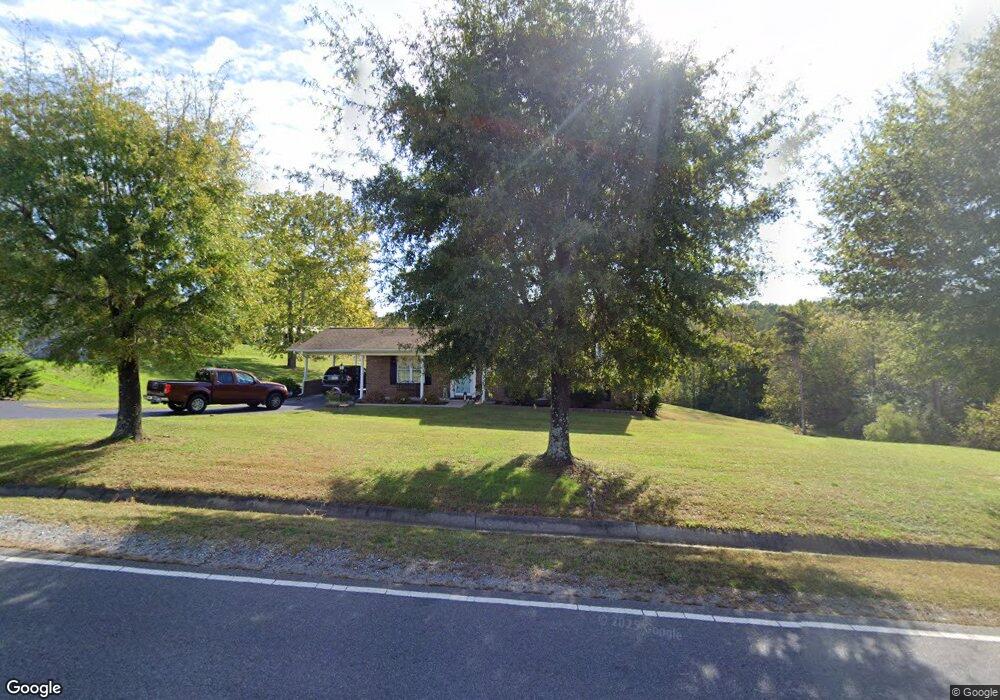 4732 Chatham Rd, Martinsville, VA 24112 - photo 1