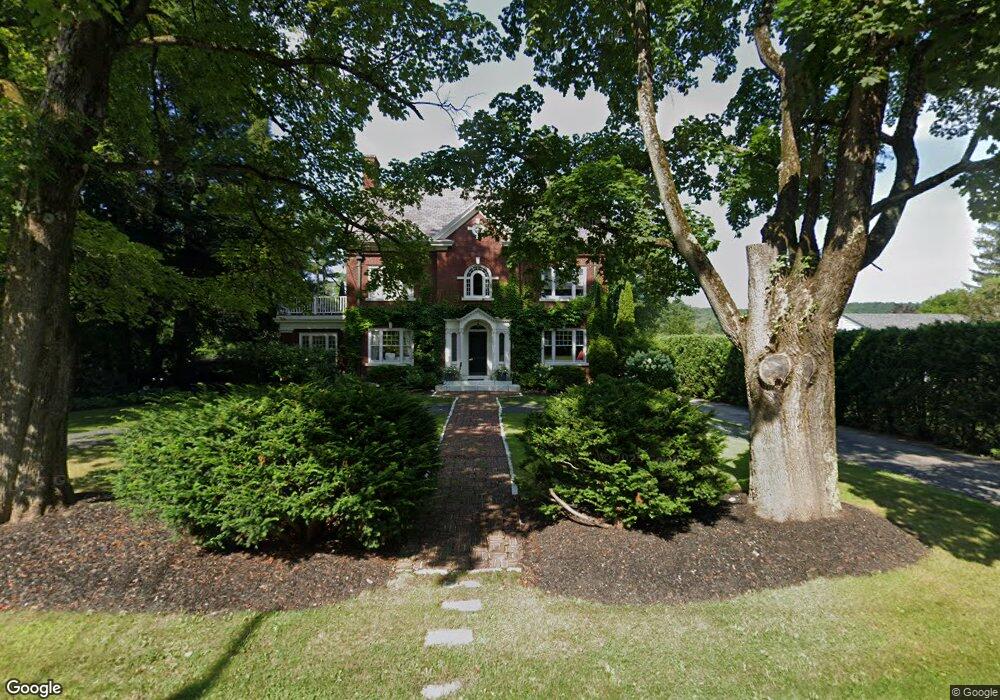 231 Grove St, Rutland, VT 05701 - photo 1