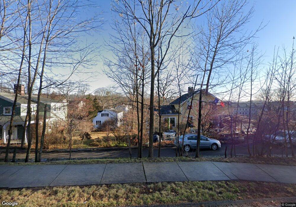 8 Husted Ln unit 1F, New Canaan, CT 06840 - photo 1