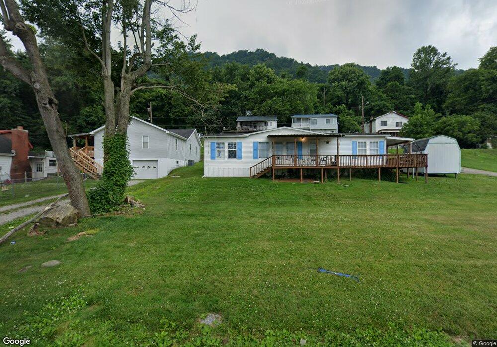 9003 Florida Ave, Charleston, WV 25315 - photo 1