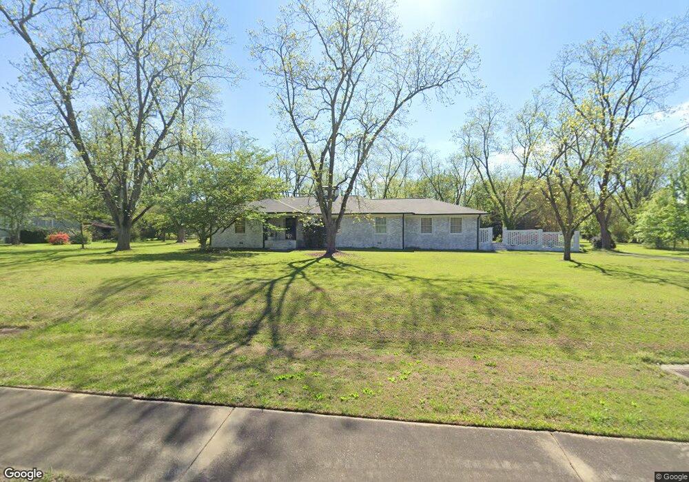 930 Thomaston St, Barnesville, GA 30204 - photo 1